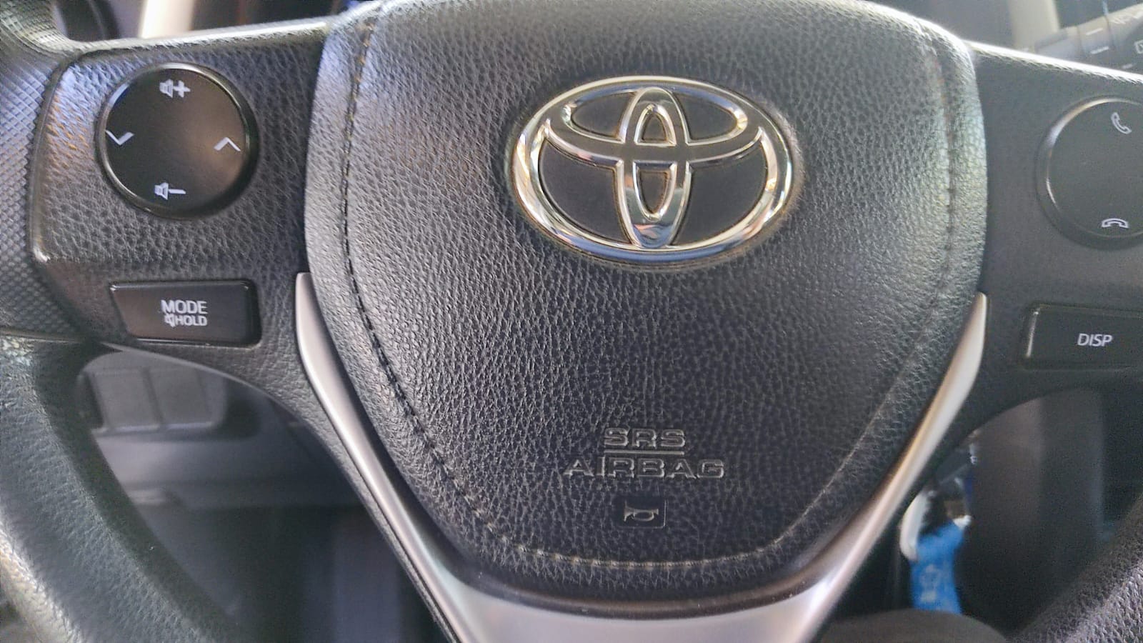 Toyota RAV4 — foto 27 de 40