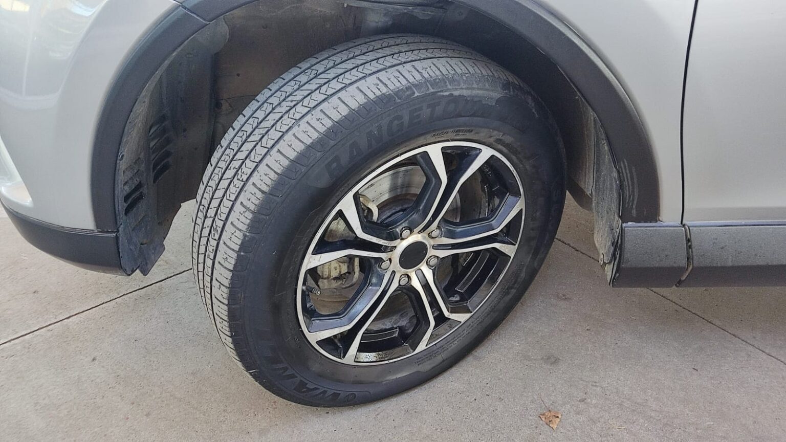 Toyota RAV4 — foto 38 de 40