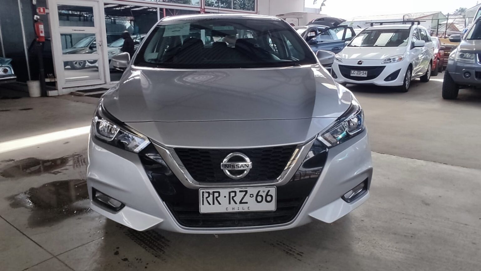 Nissan Versa — foto 4 de 40