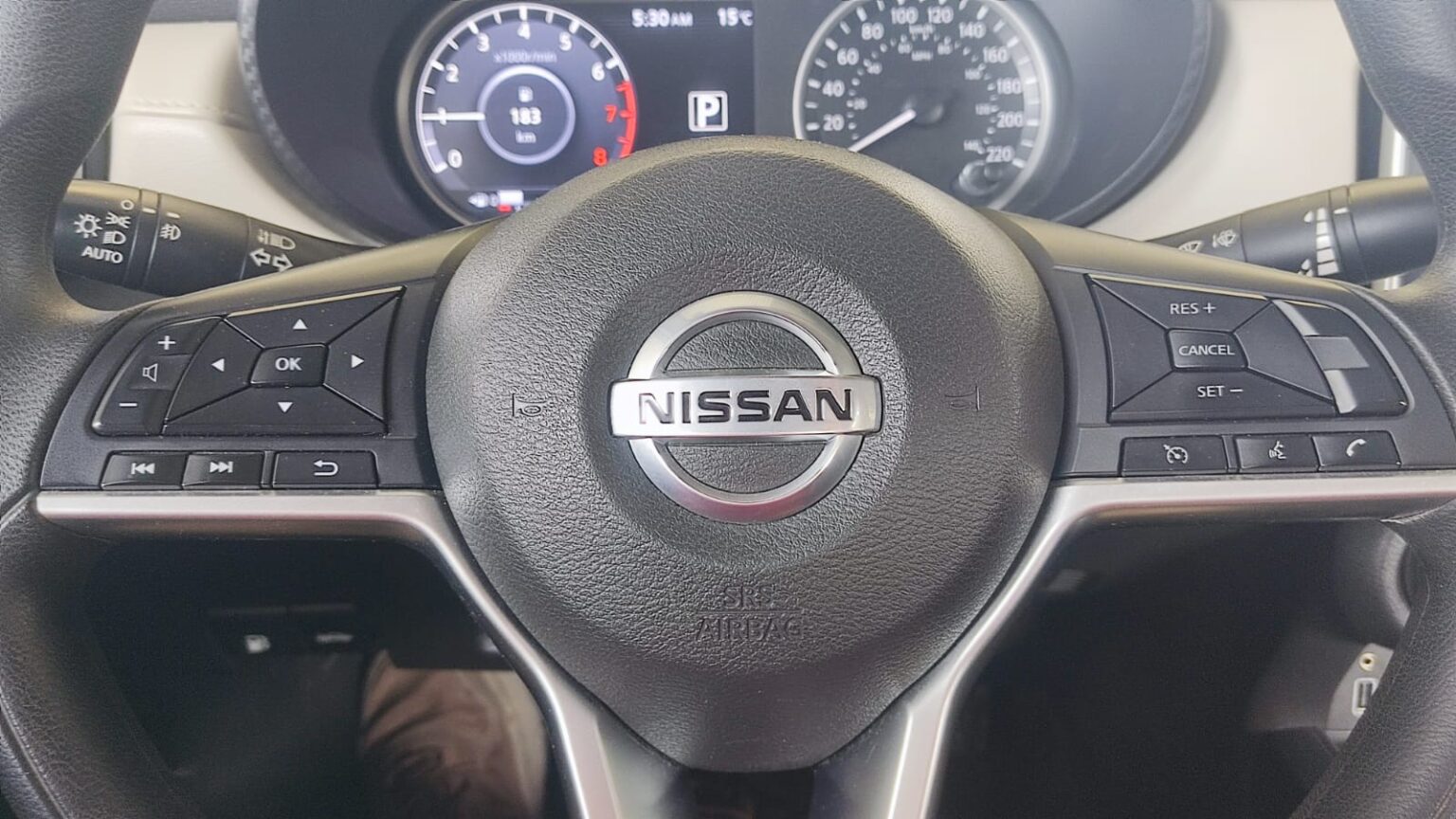 Nissan Versa — foto 36 de 40