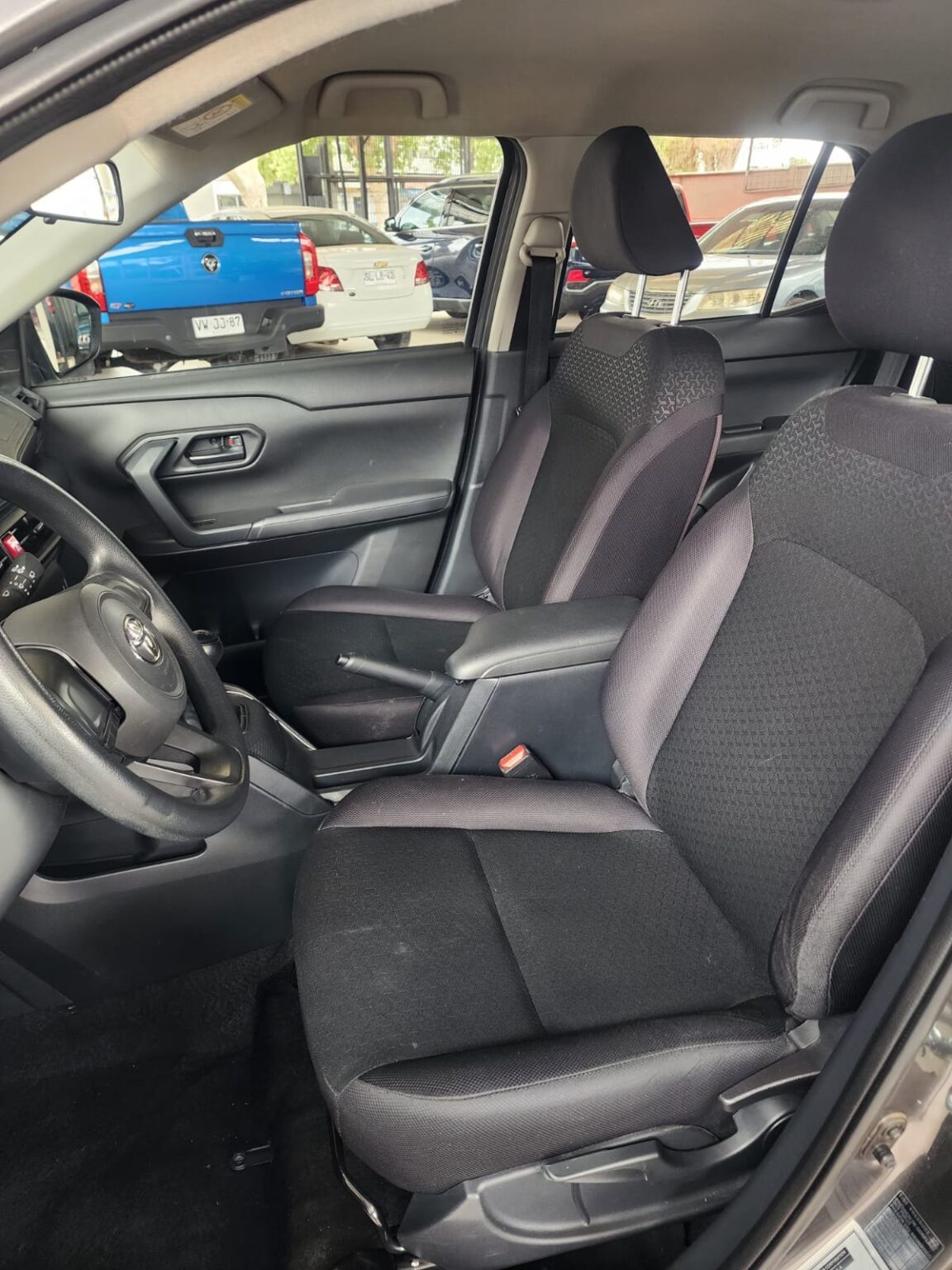 Toyota Raize — foto 24 de 40